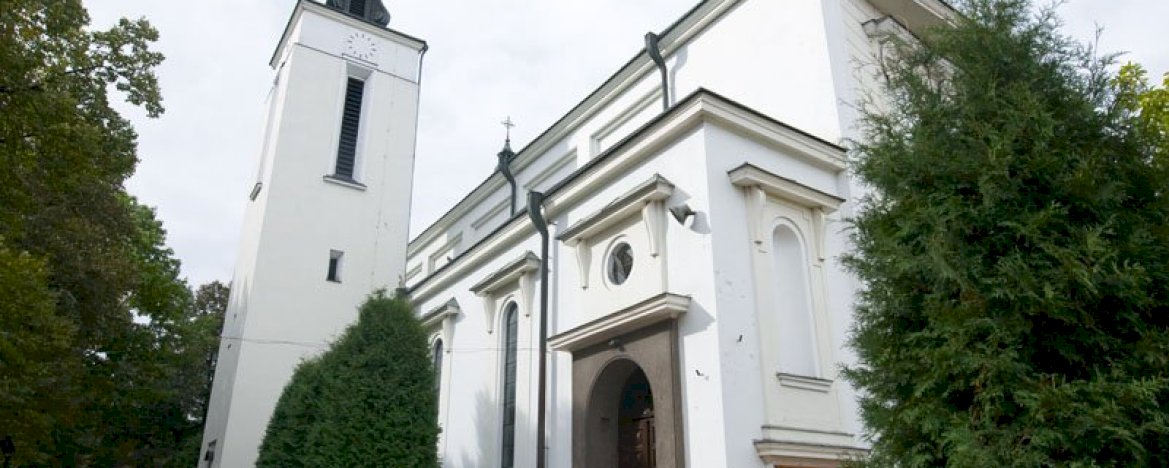 The Parish Church of Our Lady Queen of Poland in Jabłonna – Modlińska 105 Str.