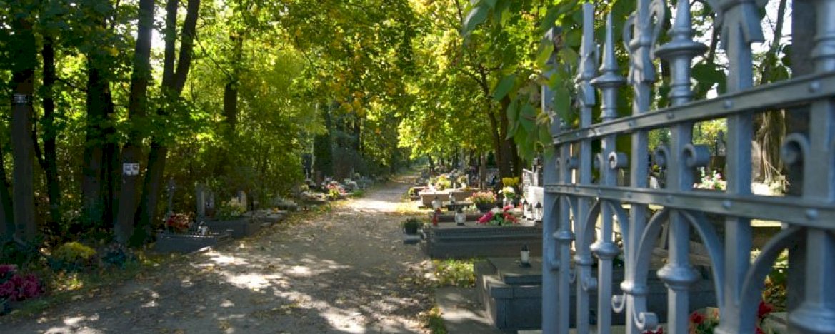 The Parish Cemetery in Chotomów