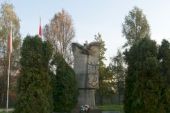A War Memorial to the Polish Army fallen soldiers and the residents of Jabłonna - Modlińska Str. - #1