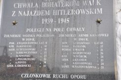 A Monument to the Heroes in the Fight for Polish independence in the years 1939-1945 in Chotomów – Pilsudski Square - #2