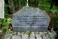 An obelisk commemorating the murdered in the years 1939-1945 in Chotomów – Modlińska Str. - #4